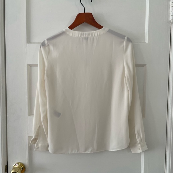 Banana Republic Poly Blouse - Picture 4 of 4